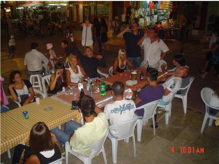 Akerdem Hotel Kuşadası Ngoại thất bức ảnh