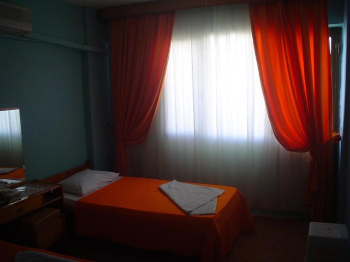 Akerdem Hotel Kuşadası Phòng bức ảnh