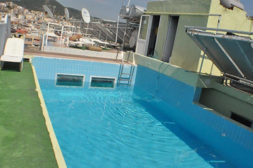 Akerdem Hotel Kuşadası Ngoại thất bức ảnh
