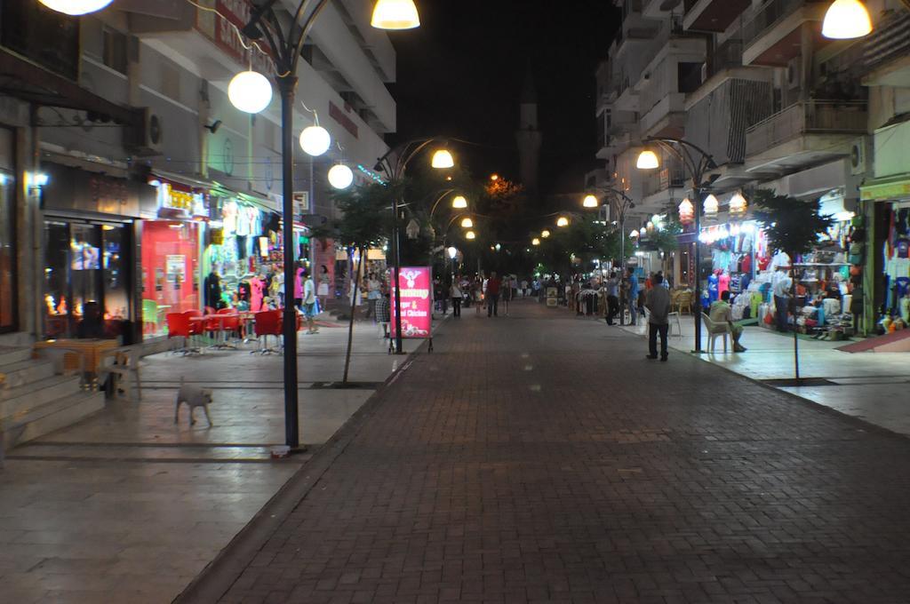 Akerdem Hotel Kuşadası Ngoại thất bức ảnh